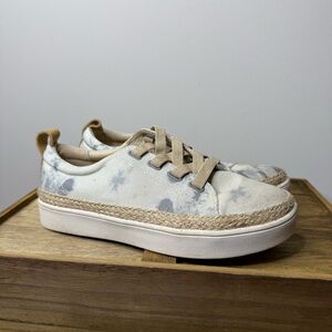 Spenco Malibu Lace sneaker with a tie-dye canvas upper and jute trim.